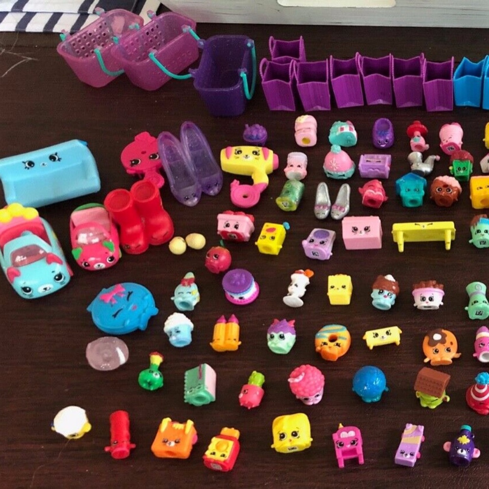 Huge Shopkin Lot